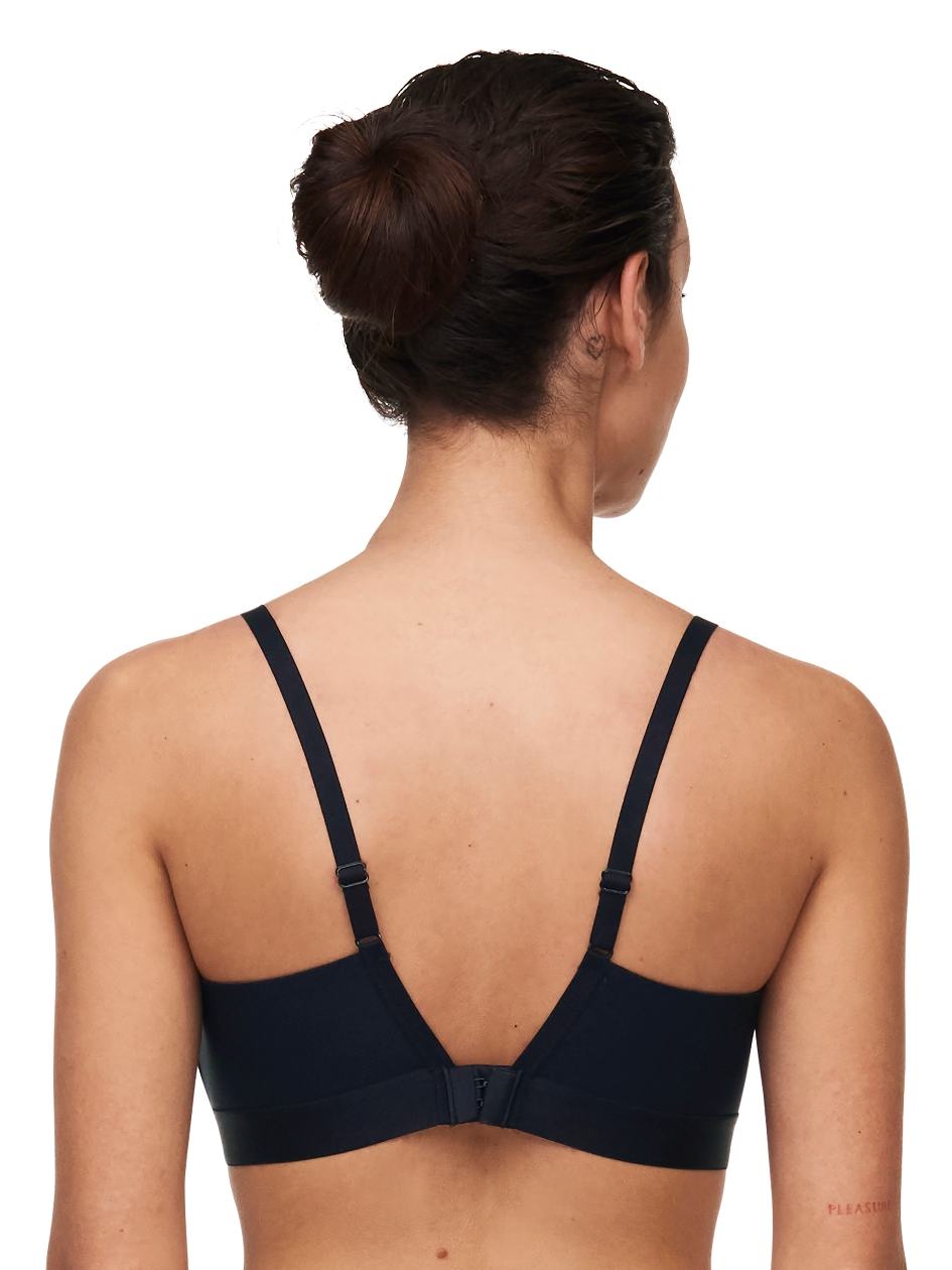 Black Chantelle Bare Essential Lightweight Wireless Women Bras | PQM7116VP