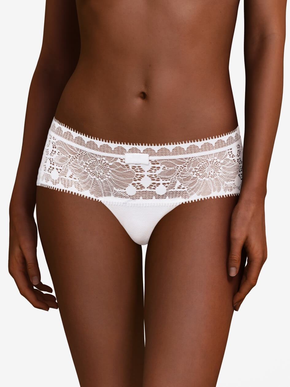 White Chantelle Day to Night Women Hipster Panty | UIR7530GZ