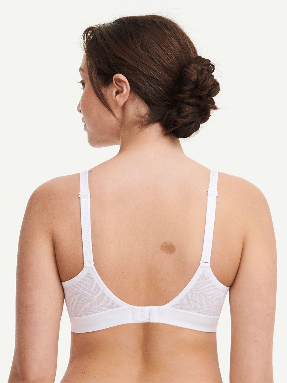 White Chantelle Graphic Allure Lace Plunge Women Unlined Bra | IUM463NZ