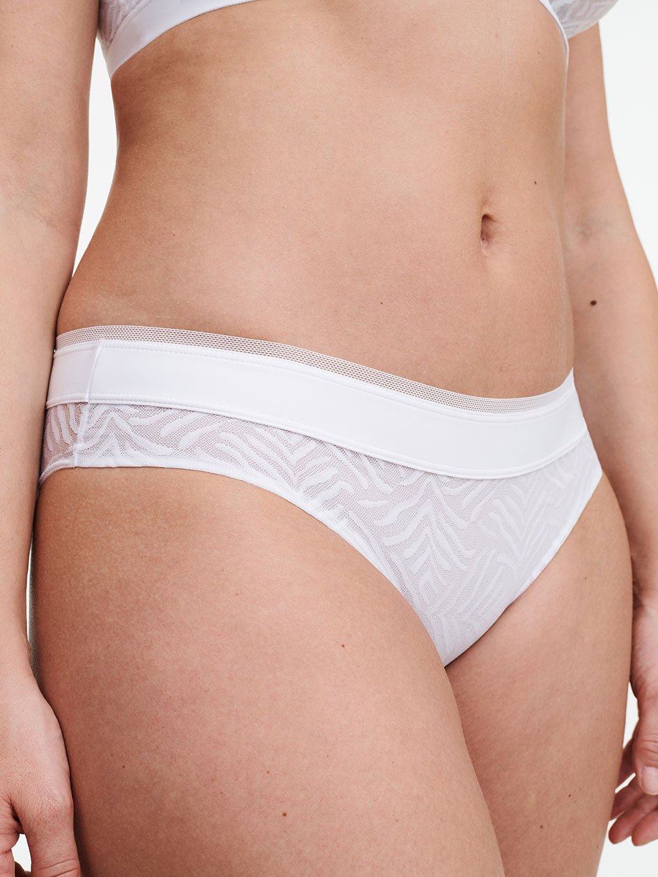 White Chantelle Graphic Allure Lace Women Bikini Bottoms | RVA4160WV